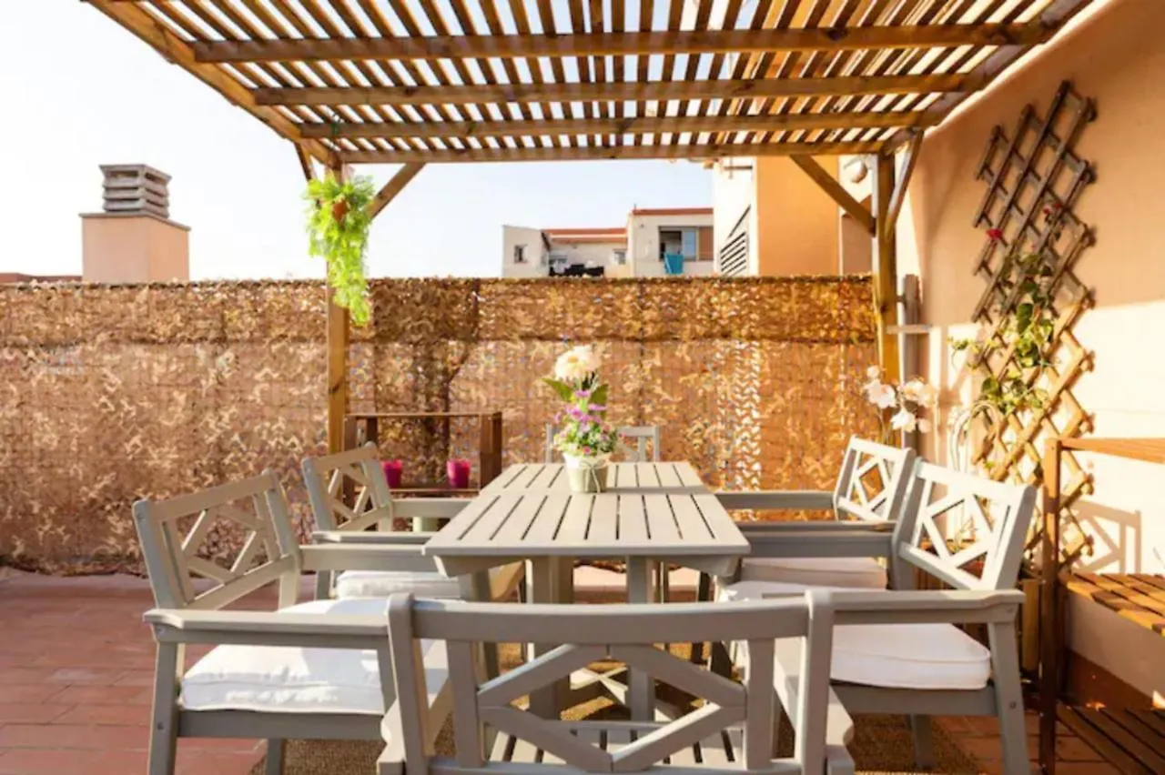 Apt.P/5 15Min From Barcelona And Beaches W/Terrace location